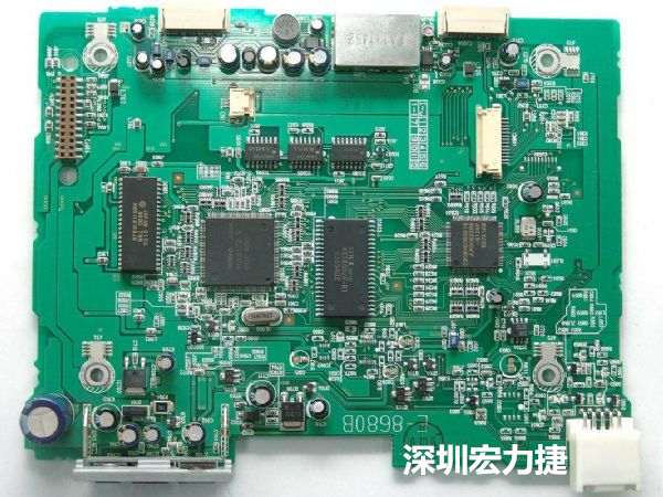 大面積PCB若電子元器件數(shù)量多、重量較重，板材強(qiáng)度不夠時(shí)容易產(chǎn)生PCB中央部凹陷問題。