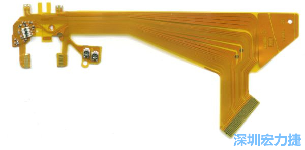 針對(duì)消費(fèi)性電子產(chǎn)品的外型設(shè)計(jì)，F(xiàn)PC可以做任意形狀的適應(yīng)性線路設(shè)計(jì)。