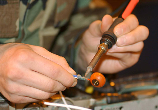 PCBA加工中遇到焊接不良元器件應(yīng)該怎么辦？